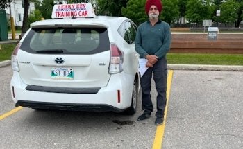 Learn Ezy Driving School: Winnipeg MB, Class 5 driving school, affordable lessons,