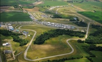 Autobahn Country Club