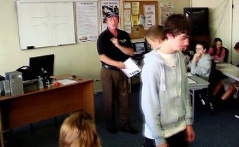 Defensive Driving School and Driver License Testing Location Мы говорим по Русски! Ми розмовляємо Українською!