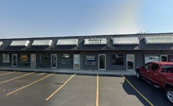 L.G. DRIVING SCHOOL / ESCUELA DE MANEJO L.G.