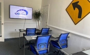 U Drive Bilingual Driving School LLC