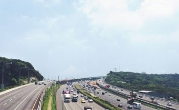 Drive-Me Driving School