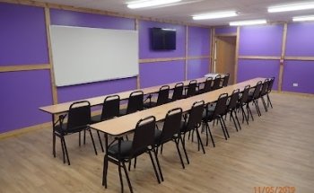 FLODSTROM'S DRIVING SCHOOL