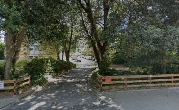 Larissa Driving School