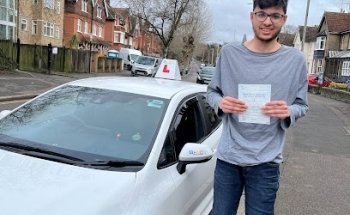 Club L Automatic Driving School