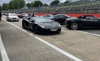 Everyman Racing Driving Experiences - Brands Hatch