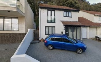 Julies School of Motoring