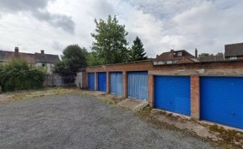 Nicole’s Driving School