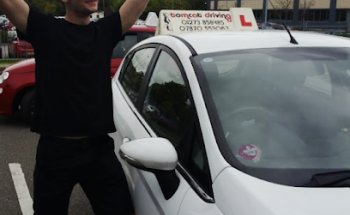 Tomcatdriving Eastbourne