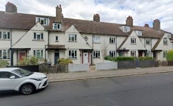 WeTrust Driving School