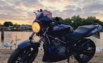 R1M Motorbike and Moped Training School