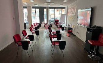 Fahrschule Bayrak II GmbH 26 + Years in the driving business since 1997 - Frankfurt am Main