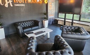 Hoffmanns Fahrschule GmbH