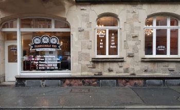 Driving school YES | Owner: Ömür Yesilbala