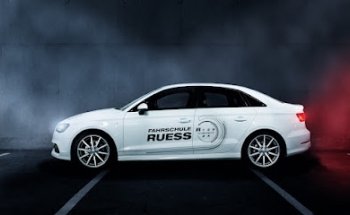 Fahrschule Ruess