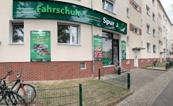 Fahrschule Spur 2