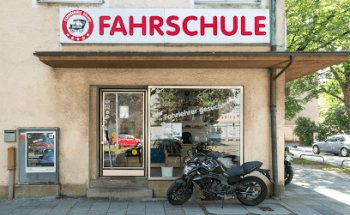 Fahrschule Körmer | Führerschein für Auto und Motorrad | München | Ramersdorf