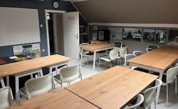 Fahrschulen Schütz & Wieand; Anmeldung jederzeit nach telefonischer Absprache.