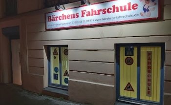 Bärchens Fahrschule