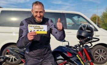 Motorrad-Fahrschule-Leipzig / Daniel Banet