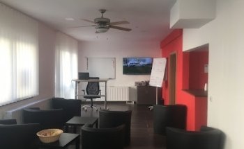 Fahrschule Team Hoffer - Die Fahrschule am Rosenplatz