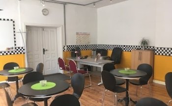 ACADEMY Fahrschule Hameln UG (haftungsbeschränkt)