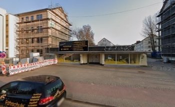 Tom’s Fahrschule UG