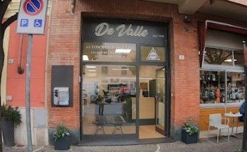 Agenzia De Valle di Richermo Marco