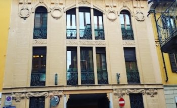 Autoscuola Agenzia Pratiche Automob. Esposti Di Clerici Roberto