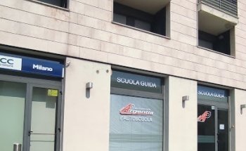 Autoscuola Argentia di Giuseppe Lucania C. S. A. S.