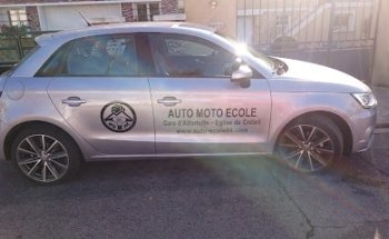 Training Center Lexman / Driving School Of The Church Of Créteil