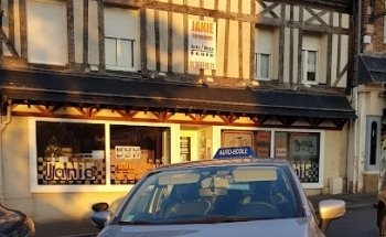 Driving School Janie Formations