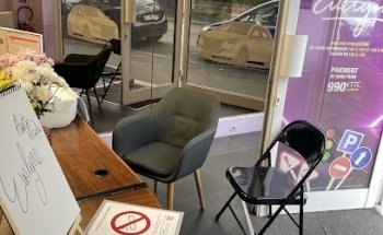 Evelyne Driving School