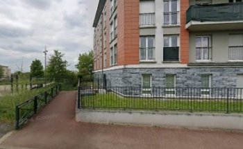 Driving School De La Place