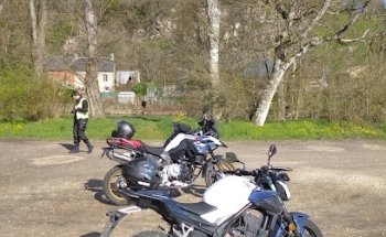 Adherence Moto Ecole