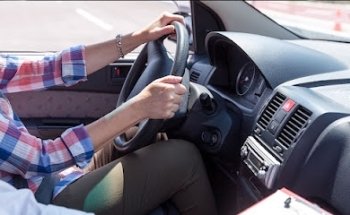 Autop'écoles - Driving School S À Jullouville