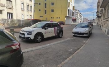 School Of Conduite République