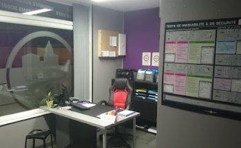 Driving School Is Sur Tille