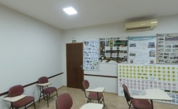 Auto Escola Pirâmide