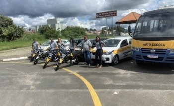 Auto Escola Fênix