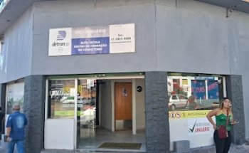 Auto Escola Januário