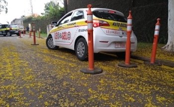 Auto Moto Escola Léo e Gélo