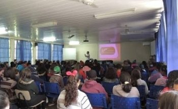 Col. Est. Jussara Maria Polidoro