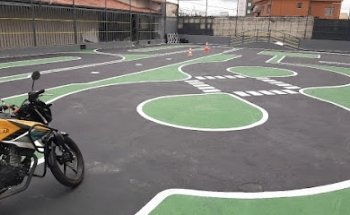 Moto Escola Pista