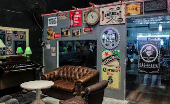 Monte Cristo Bar-bearia