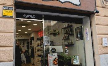 La Barberia Haircuts & Wines (Avenidas)