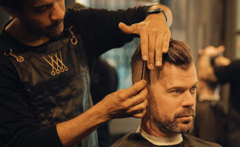 Regal Grooming Lounge