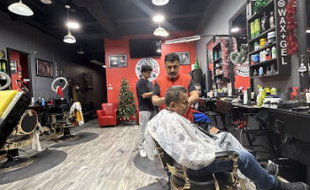 Greenbank Barbershop (Barrhaven - Halfmoon Bay))