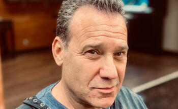 EXCLUSIVE MEN’S GROOMING Barber/Grooming spa