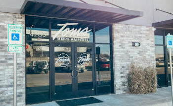 Toms Men's Haircuts of Midtown Tulsa